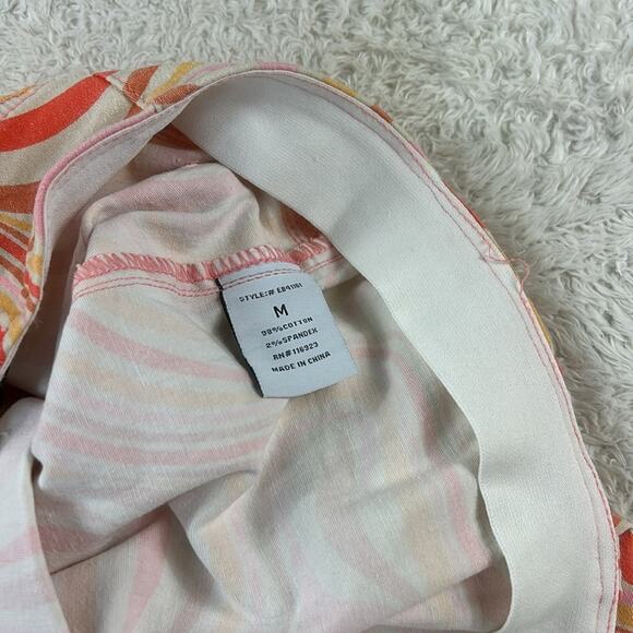 Easel Los Angeles Groovy patterned mod stretch high rise flare jeans, Medium - Picture 9 of 11